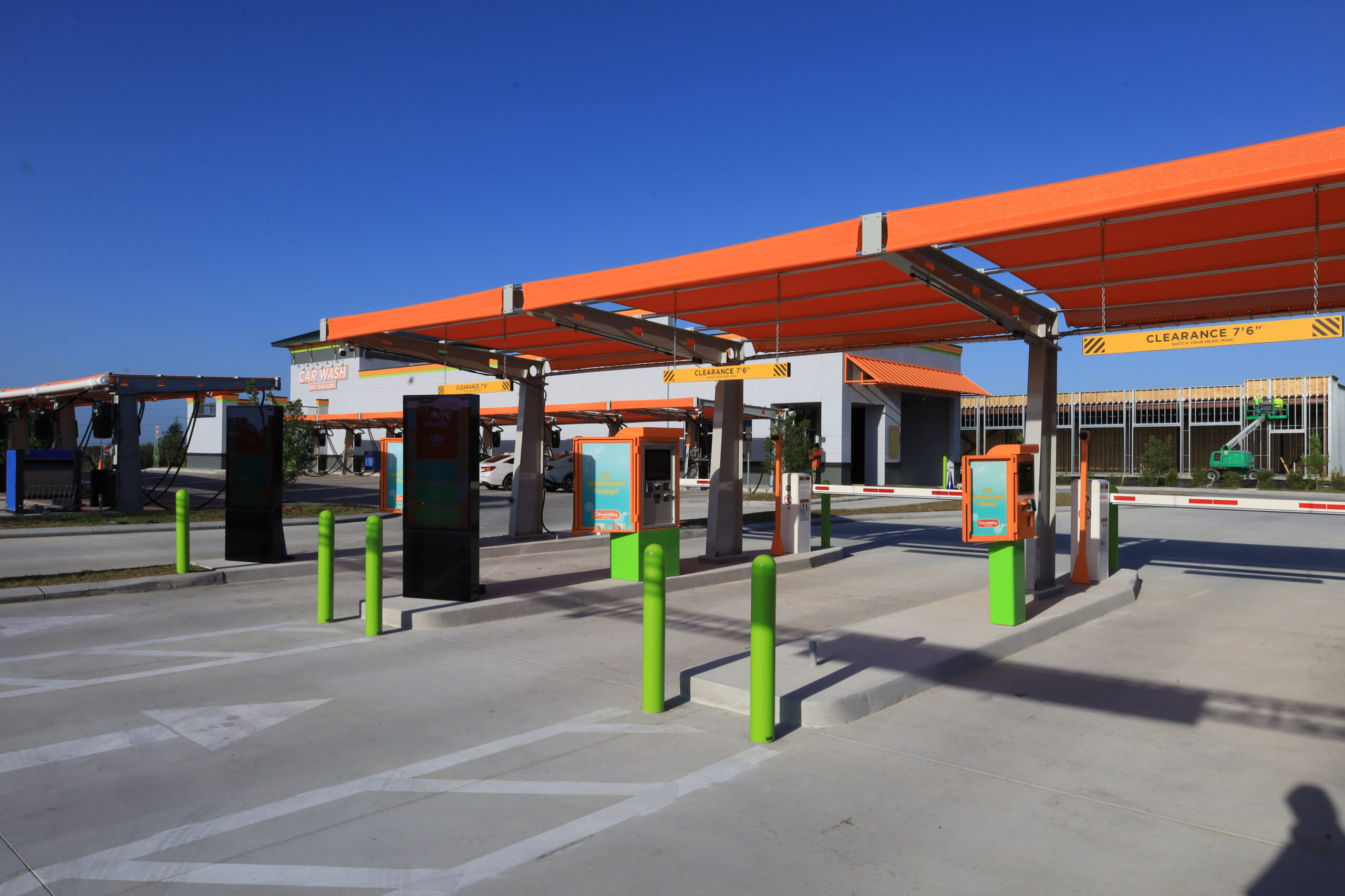 citrus valley car wash's entry bay area